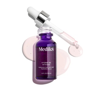 Интенсивная сыворотка с гиалуроновой кислотой и пантенолом Medik8 HYDR8 B5™ INTENSE