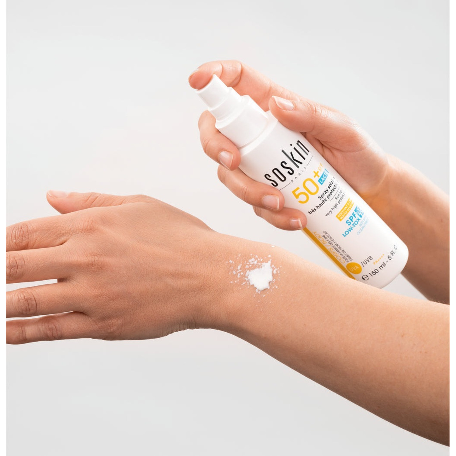 Сонцезахисний спрей для обличчя та тіла SPF 50+ SOSKIN Sun Spray Very High Protection SPF50+