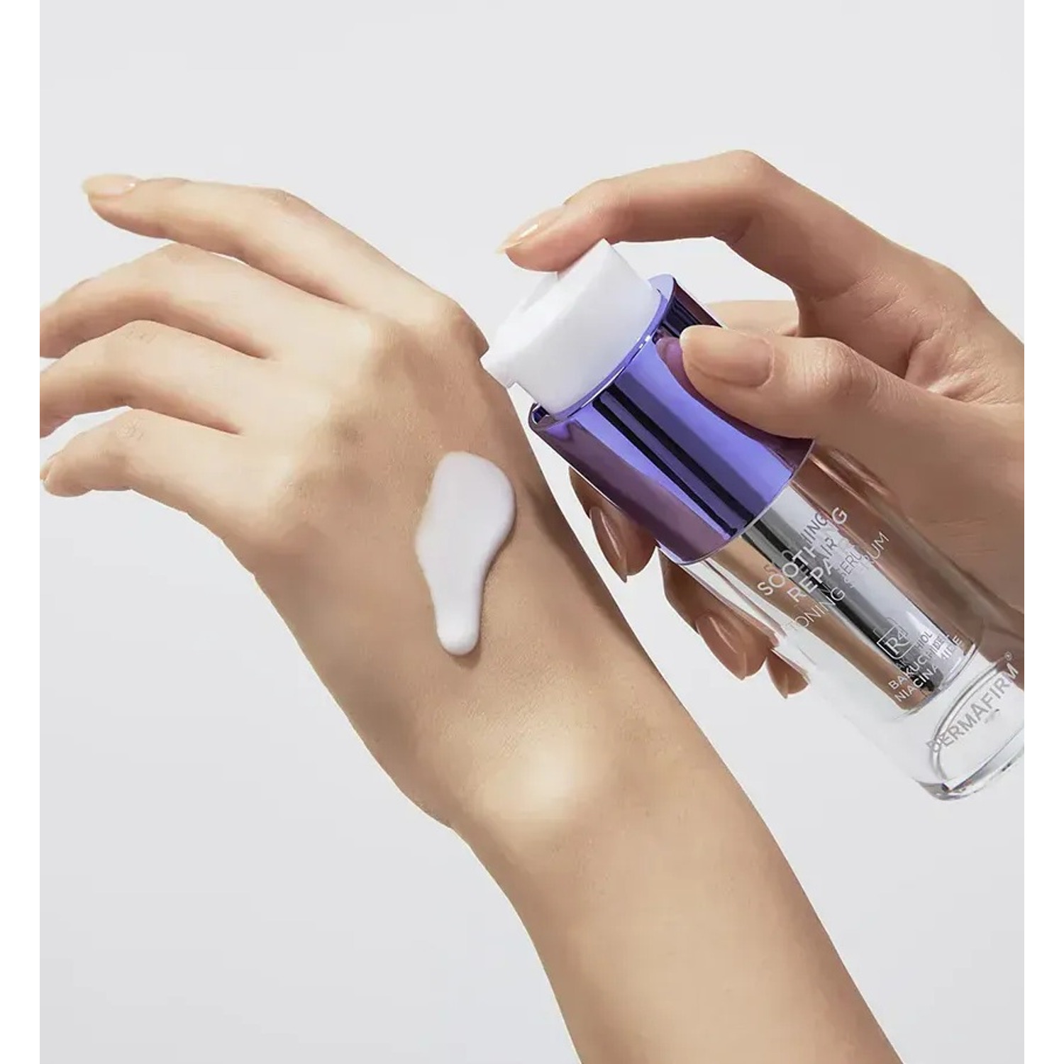 Мультифункціональна сироватка з бакучіолом Dermafirm Soothing Repair Toning Serum