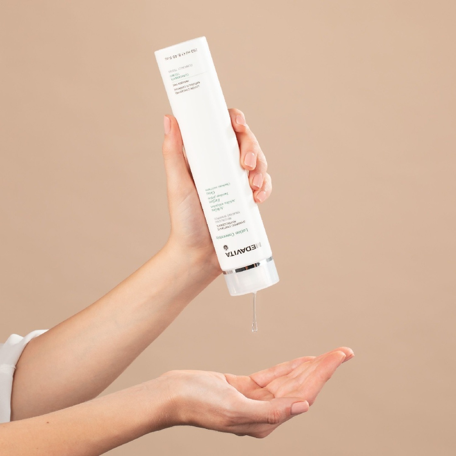 Укрепляющий шампунь против выпадения Medavita Lotion Concentrée Shampoo Trattante Anticaduta Укрепляющий шампунь против выпадения Medavita Lotion Concentrée Shampoo Trattante Anticaduta