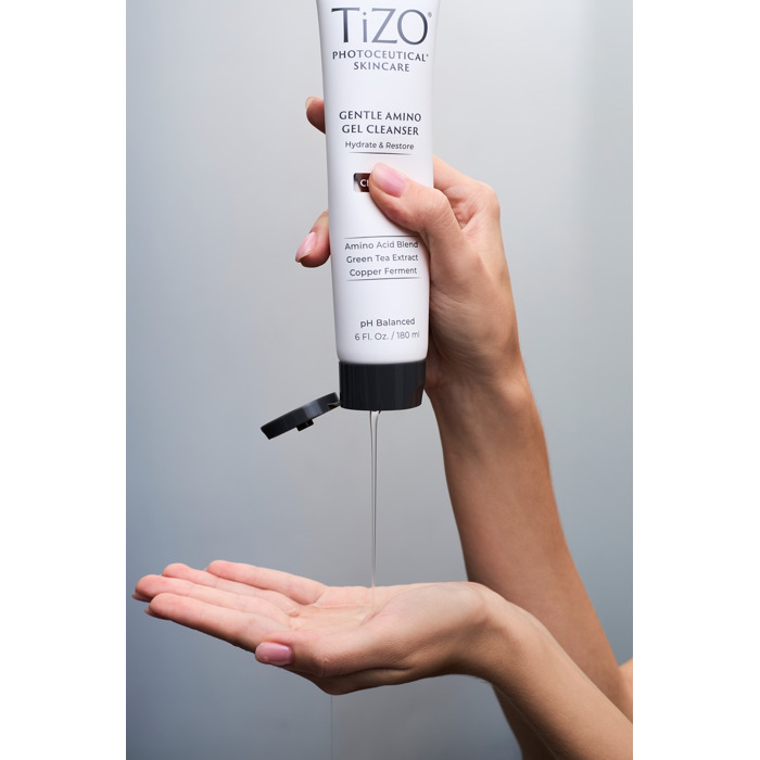 Ніжний очищуючий гель TiZO Gentle Amino Gel Cleanser