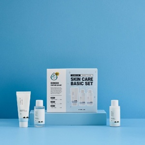 Набор миниатюр с морской водой ROUND LAB Dokdo On The Go Kit