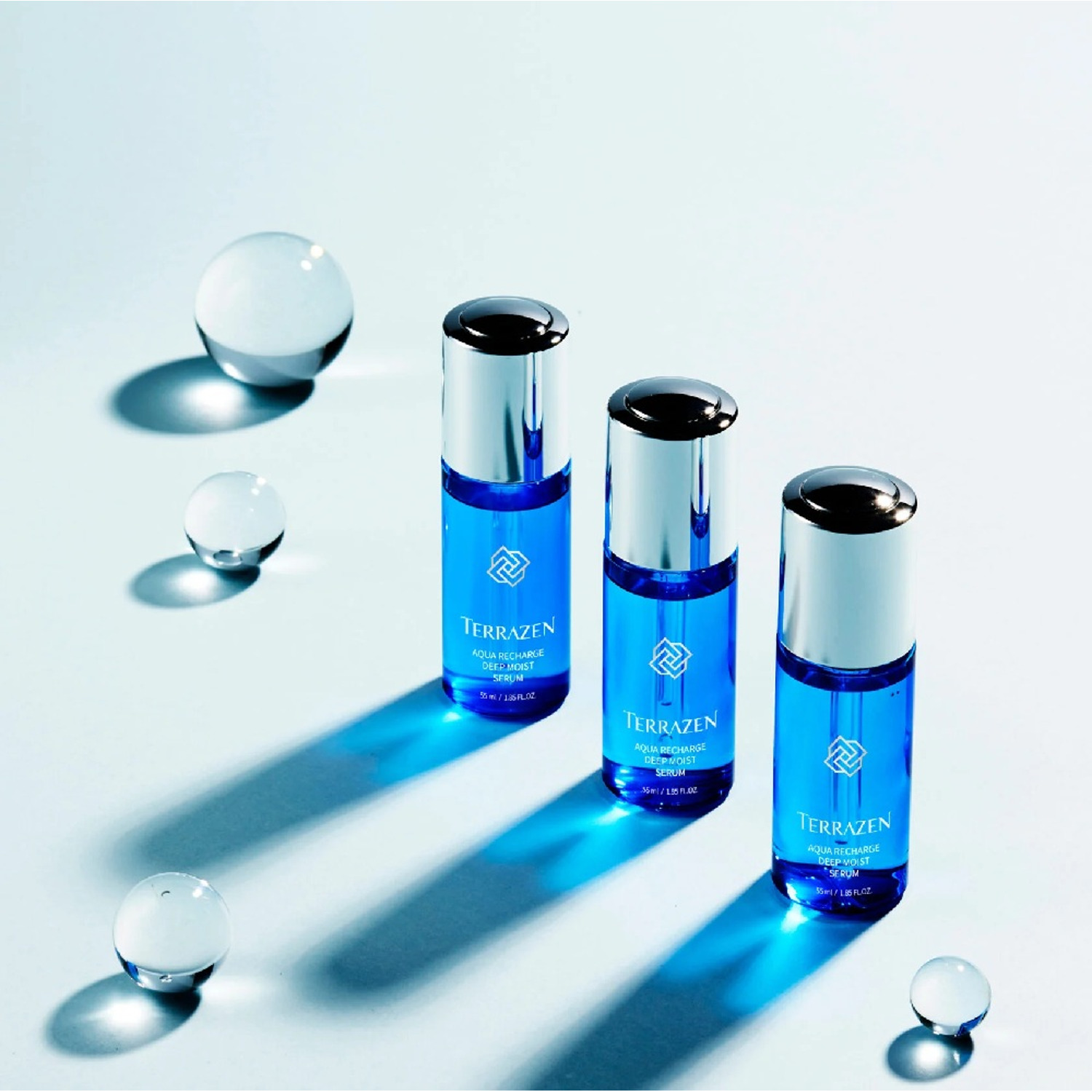 Зволожуюча сироватка для обличчя з гіалуроновим комплексом TERRAZEN Aqua Recharge Moist Serum