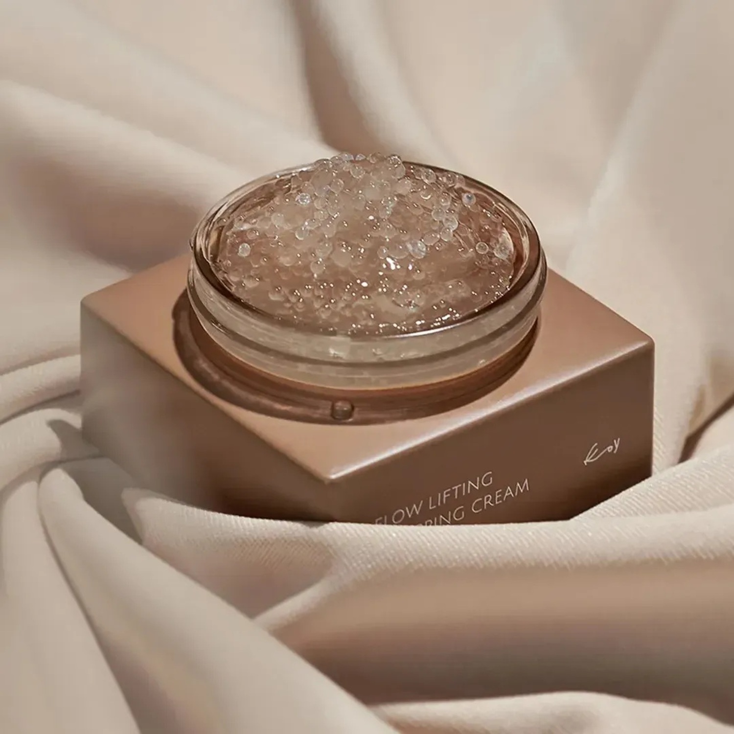 Капсульный лифтинговый крем – бандаж KOY Flow Lifting Wrapping Cream