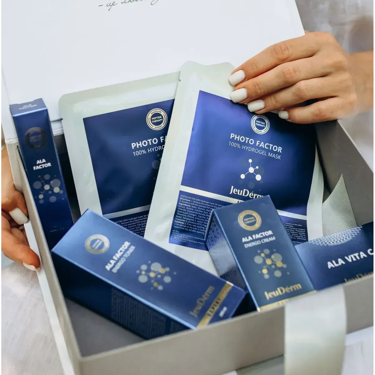 Гидрогелевая маска с пептидами JeuDerm Ala Factor Hydrogel Mask