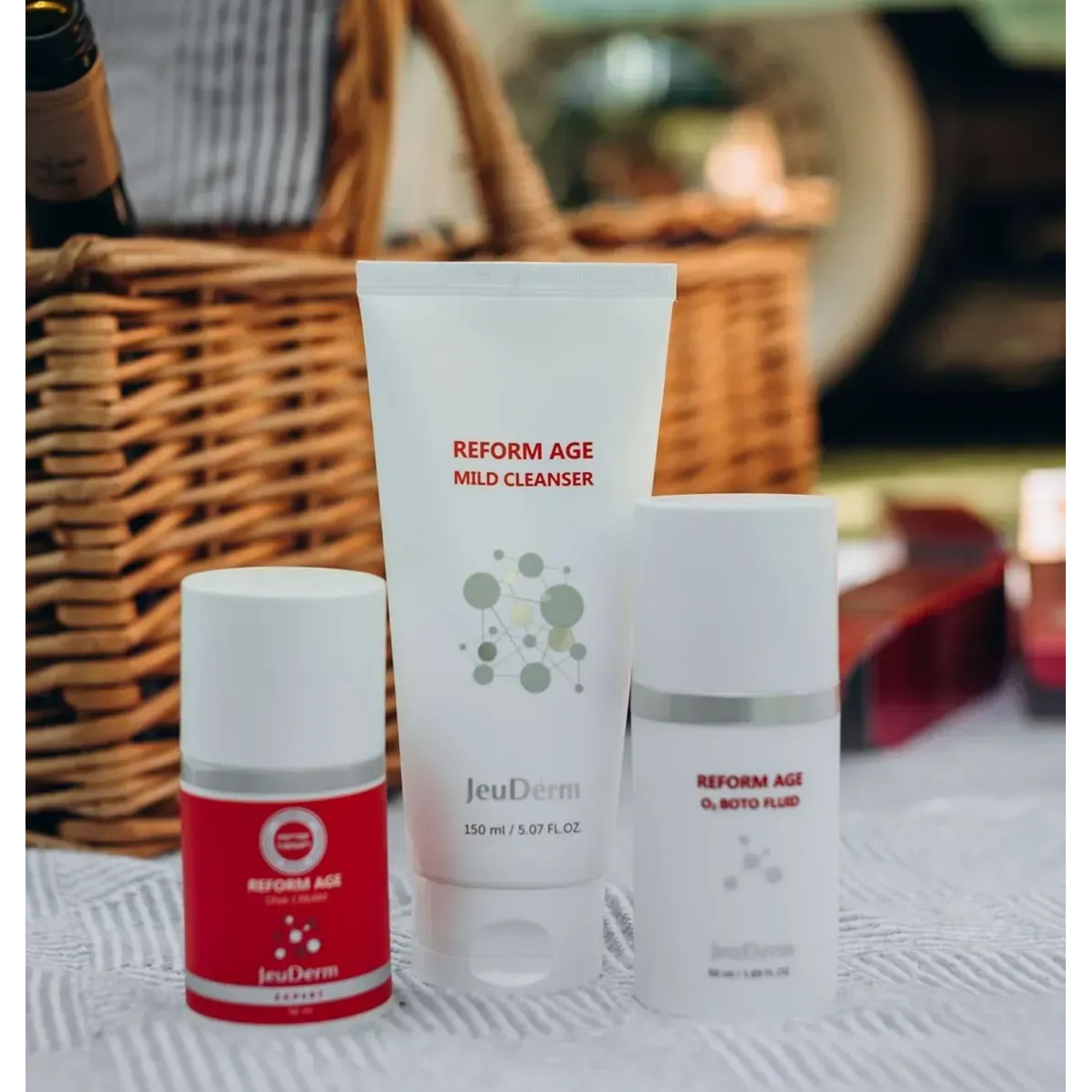 Омолаживающая пенка для умывания JeuDerm Reform Age Mild Cleanser