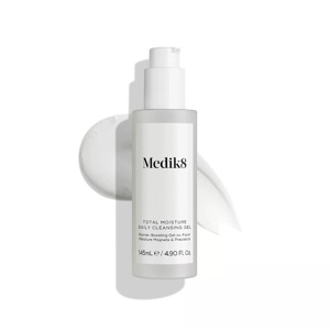 Гель для умывания и снятия макияжа Medik8 Total Moisture Daily Cleansing Gel